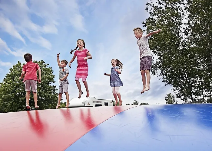 Camping Legoland Wilderness Barrels & *