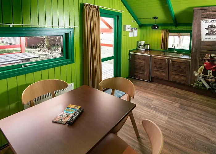 Legoland Wilderness Barrels & Camping *