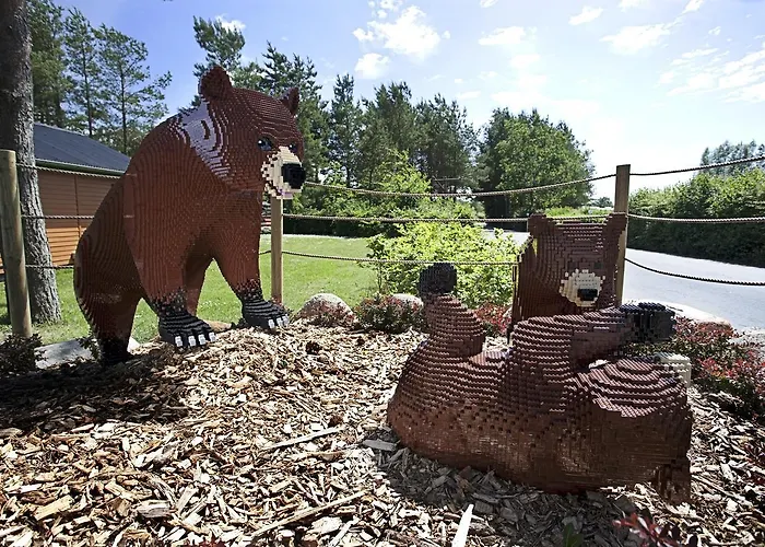 Camping Legoland Wilderness Barrels & *