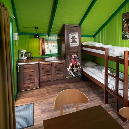 Legoland Wilderness Barrels & *