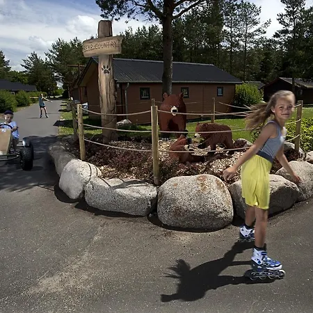 营地 Legoland Wilderness Barrels &