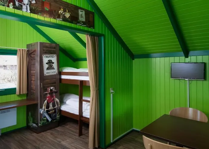 Legoland Wilderness Barrels & * בילונד